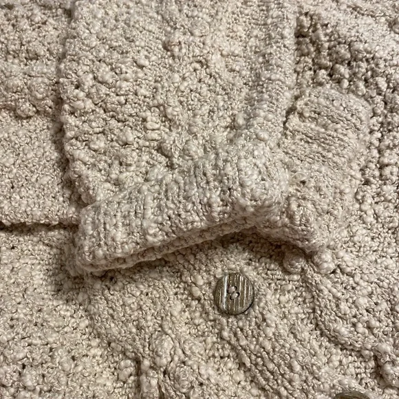 Sweater hand knitted in Ireland - Picture 6 of 9